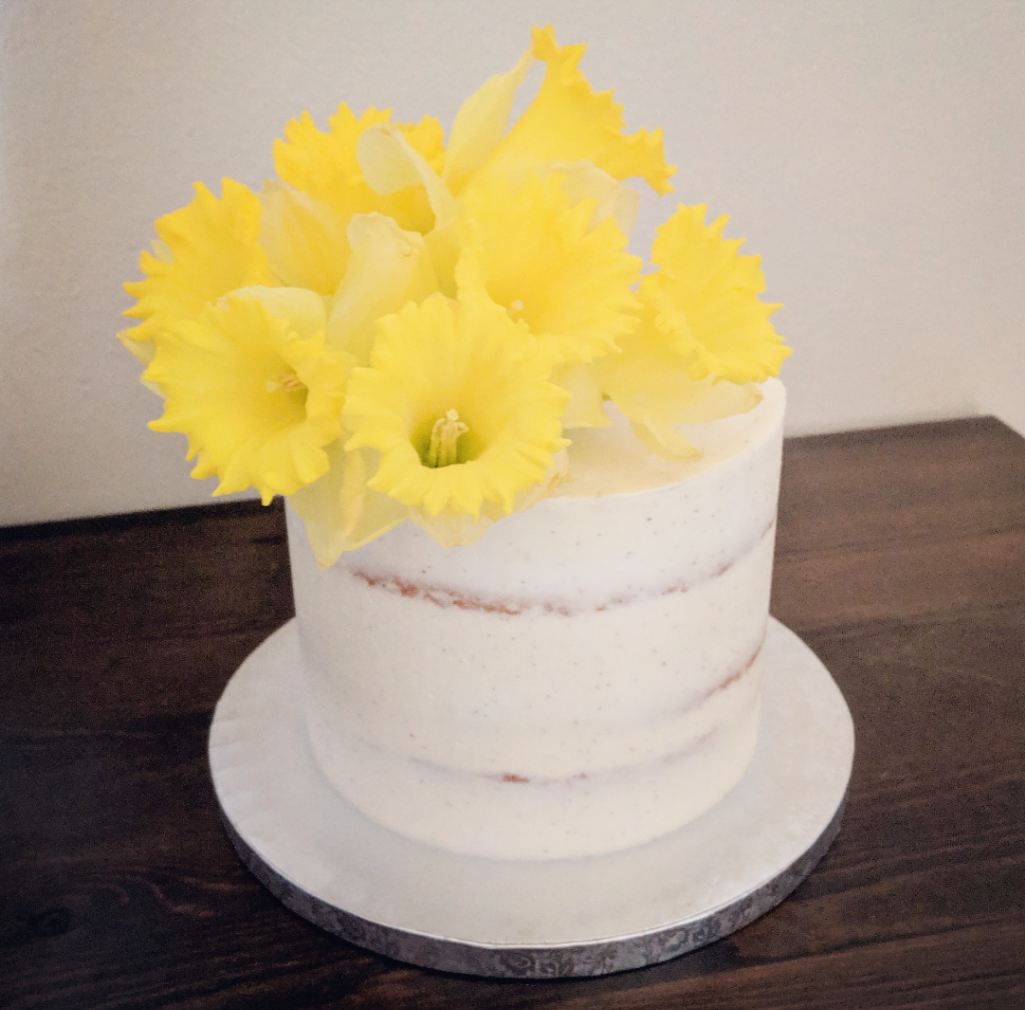 Lemon Cake with Flowers